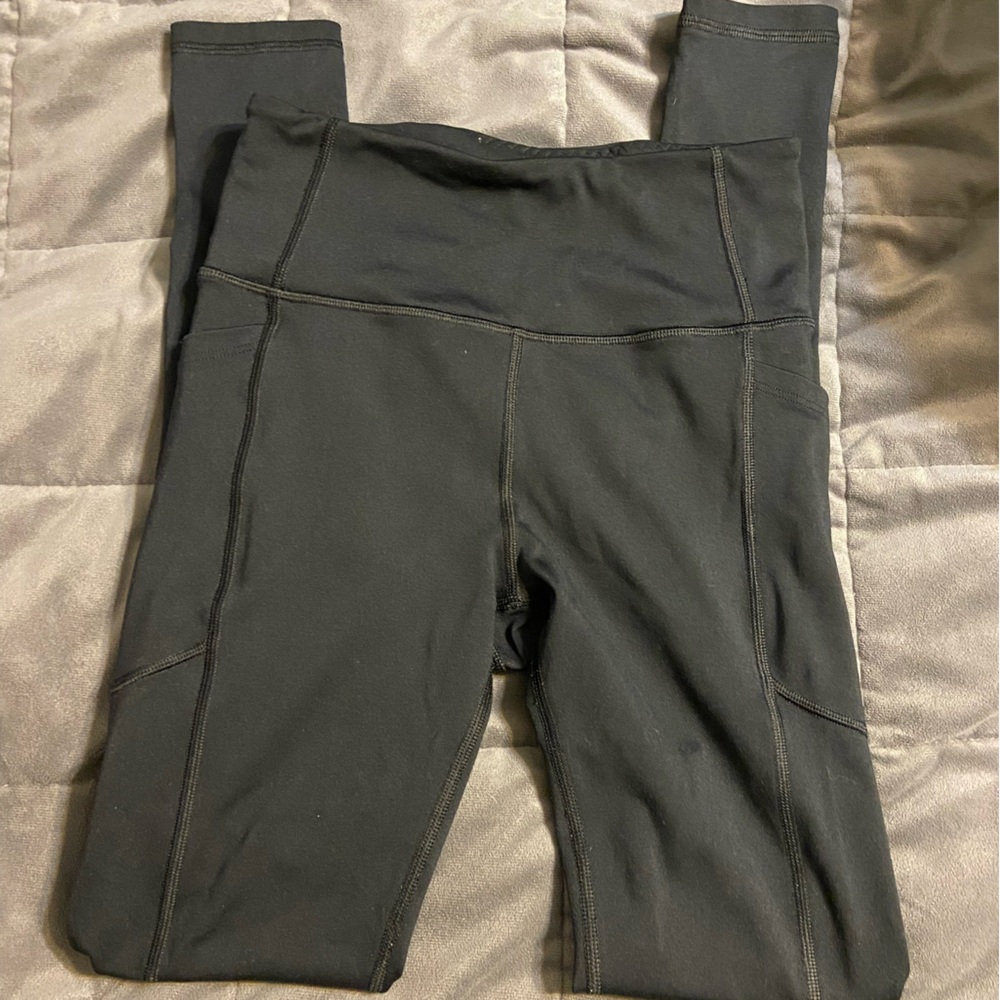 VICTORIA’S SECRET black leggings with side pockets (size: 4)